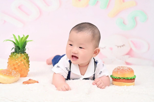 琼中宝宝脸上有红疙瘩 琼中宝宝脸上有红疙瘩